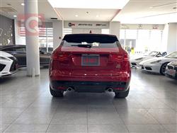 جاگوار F-Pace
